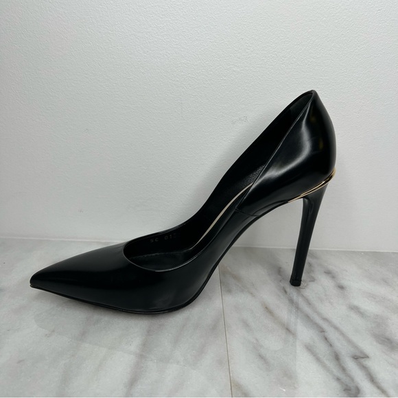 Louis Vuitton Black Smooth Leather Heeled Pumps - Picture 8 of 11